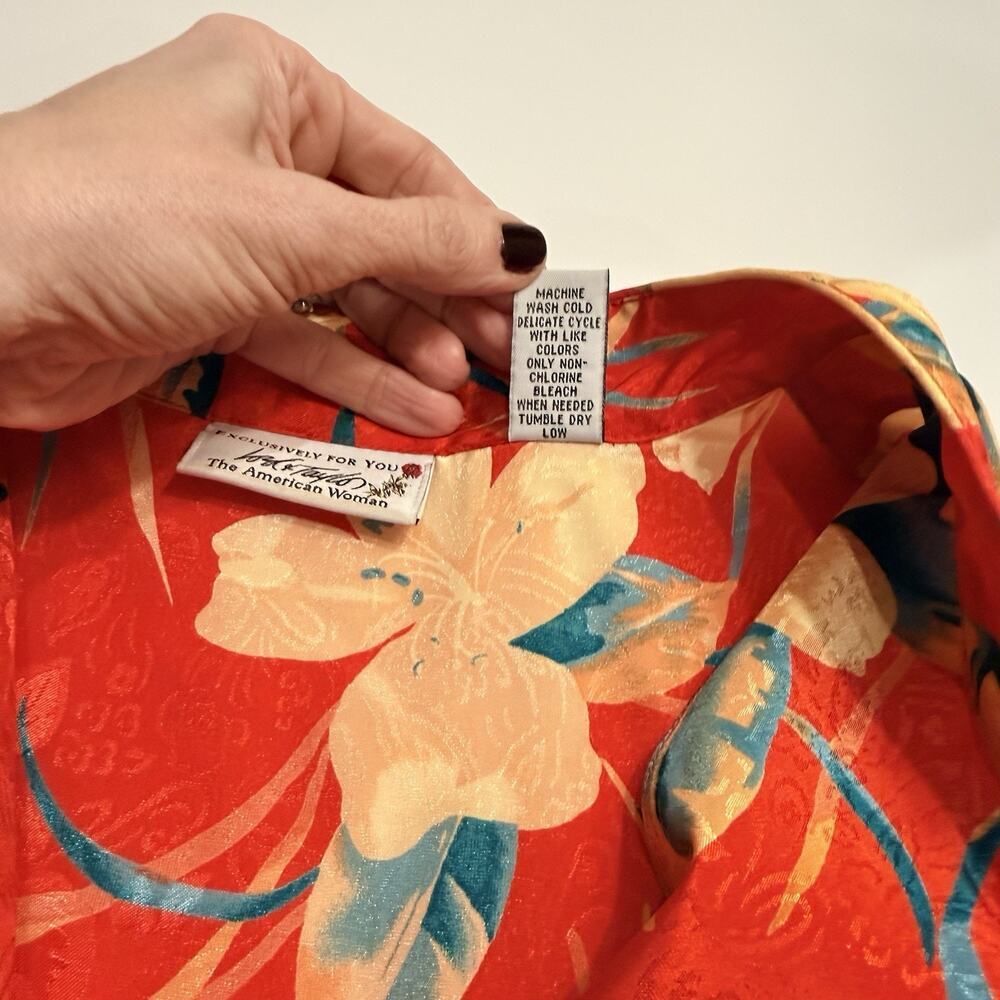 Vintage 1970s Mrs. Roper Red Floral Caftan Muumuu Dress Zip Front Plus Size 1X - Picture 7 of 13